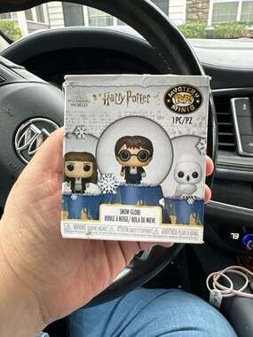 Funko Minis Harry Potter Snow Globe Blind Box Box opened Marked Hermione Granger